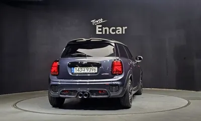 MINI Cooper 2021, 26831 км, за 19139.06 USD