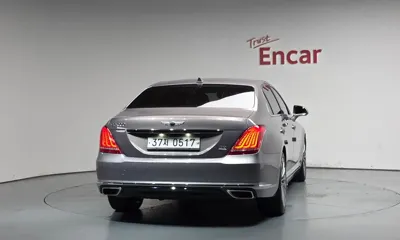 Genesis EQ900 2016, 122494 км, за 12372.2 USD