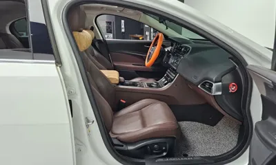 Jaguar XE 2017, 75842 км, за 6505.17 USD - фото 11