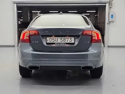 Volvo S60 2018, 134614 км, за 5399.43 USD