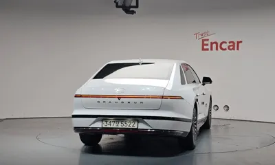 Hyundai Grandeur 2023, 56176 км, за 22736.17 USD