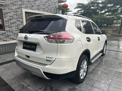 Nissan X-Trail 2015, 150000 км, за 5856.27 USD