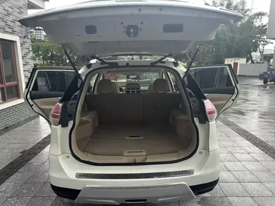 Nissan X-Trail 2015, 150000 км, за 5856.27 USD - фото 16