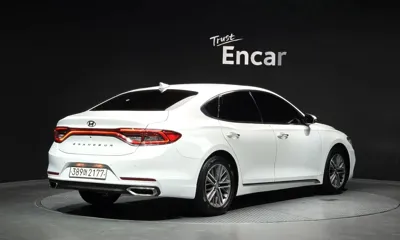Hyundai Grandeur 2018, 168107 км, за 7097.74 USD