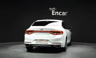 Hyundai Grandeur 2018, 168107 км, за 7097.74 USD