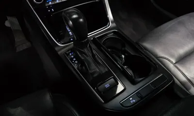 Hyundai Grandeur 2018, 168107 км, за 7097.74 USD - фото 9