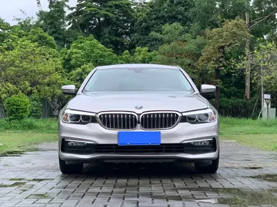 BMW 5 Series 2018, 105000 км, за 15449.97 USD