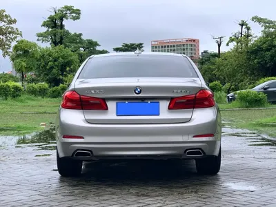BMW 5 Series 2018, 105000 км, за 15449.97 USD