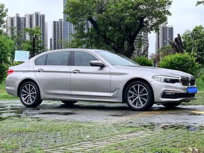 BMW 5 Series 2018, 105000 км, за 15449.97 USD