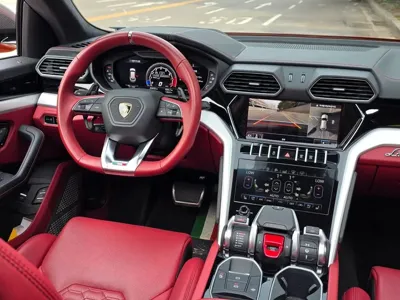 Lamborghini Urus 2020, 35000 км, за 156280.46 USD - фото 11