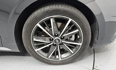 Hyundai Grandeur 2022, 51032 км, за 15302.46 USD - фото 21