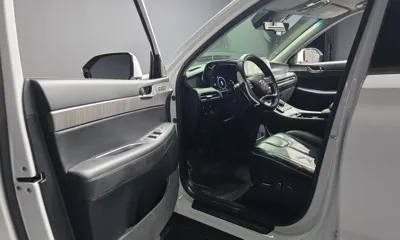 Hyundai Palisade 2023, 82115 км, за 21704.82 USD - фото 10