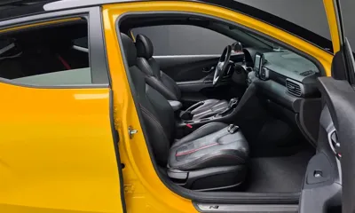 Hyundai Veloster 2018, 42855 км, за 9706.85 USD - фото 26