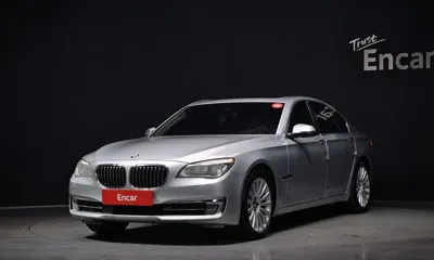 BMW 7-Series · 2014 год