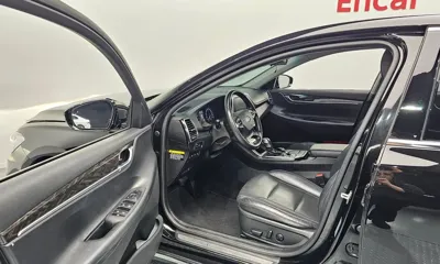 Hyundai Grandeur 2017, 115794 км, за 8262.83 USD - фото 10