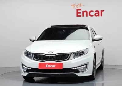 Kia K5 2013, 201466 км, за 2593.77 USD
