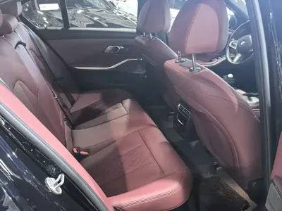 BMW 3 Series 2024, 27000 км, за 24796.78 USD