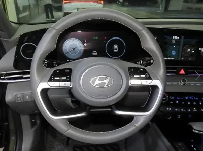Hyundai Avante 2024, 10625 км, за 16935.8 USD - фото 8