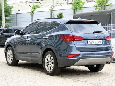 Hyundai Santafe 2018, 37016 км, за 9035.95 USD