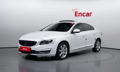 Volvo S60 · 2017 год