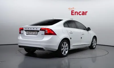 Volvo S60 2017, 87478 км, за 6568.57 USD