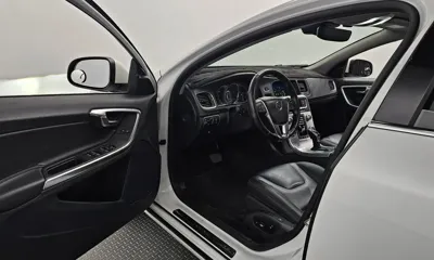 Volvo S60 2017, 87478 км, за 6568.57 USD - фото 10