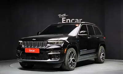 Jeep Cherokee · 2023 год