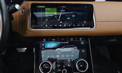 Land Rover Range Rover Velar 2018, 185101 км, за 16738.87 USD - фото 13