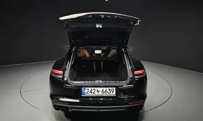 Porsche Panamera 2023, 15661 км, за 86540.31 USD - фото 34
