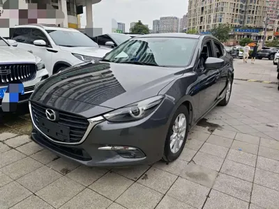 Mazda 3 Axela · 2018 год