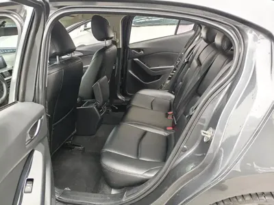 Mazda 3 Axela 2018, 88600 км, за 5517.84 USD - фото 6