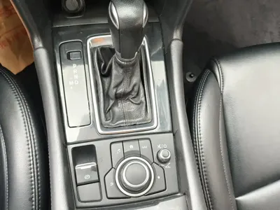 Mazda 3 Axela 2018, 88600 км, за 5517.84 USD - фото 11