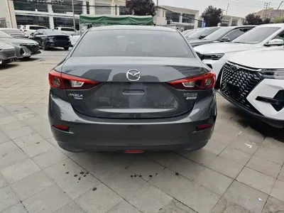 Mazda 3 Axela 2018, 88600 км, за 5517.84 USD - фото 16