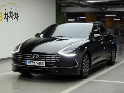 Hyundai Sonata 2021, 93706 км, за 198.22 USD