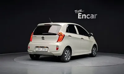 Kia Morning 2015, 87844 км, за 2732.24 USD