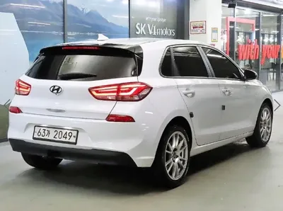Hyundai i30 2017, 93063 км, за 6505.34 USD