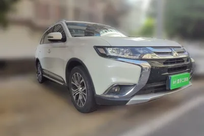 Mitsubishi Outlander 2018, 185200 км, за 7123 USD