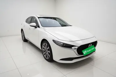 Mazda Mazda 3 Axela 2023, 15800 км, за 14559 USD