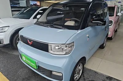 Wuling Hongguang MINIEV · 2020 год