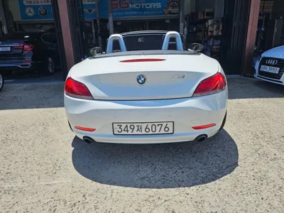 BMW Z4 2011, 163027 км, за 11898.47 USD