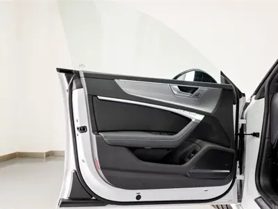 Audi A7L 2026, 6500 км, за 46644.18 USD - фото 10