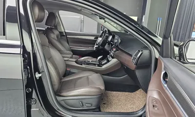 Hyundai Grandeur 2018, 137150 км, за 9641.7 USD - фото 12