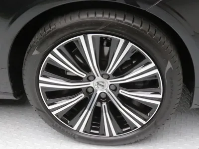Volvo S90 2024, 15808 км, за 31125.8 USD