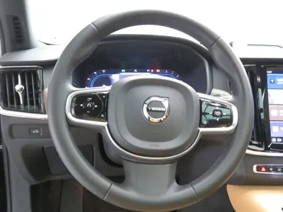 Volvo S90 2024, 15808 км, за 31125.8 USD - фото 12