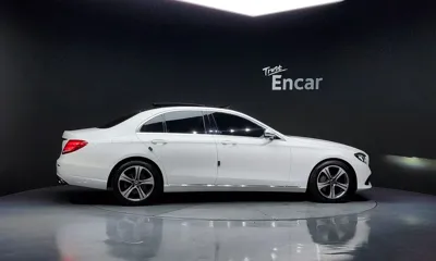 Mercedes-Benz E-Class 2019, 75275 км, за 16345.02 USD