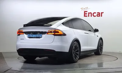 Tesla Model X 2018, 122889 км, за 37046.75 USD