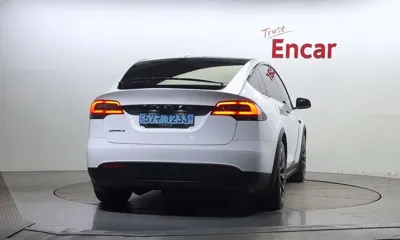Tesla Model X 2018, 122889 км, за 37046.75 USD