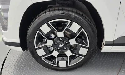 Hyundai Kona 2023, 121410 км, за 16393.46 USD