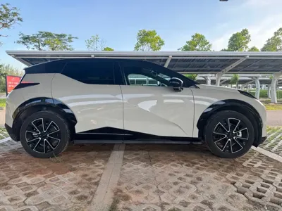 Zeekr X 2024, 5699 км, за 15740.7 USD