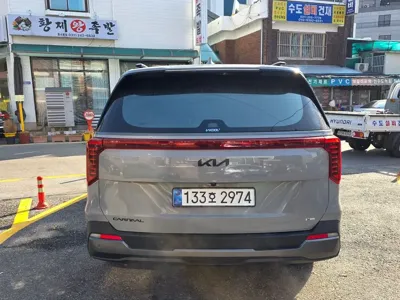 Kia Canival 2026, 3867 км, за 28429.98 USD